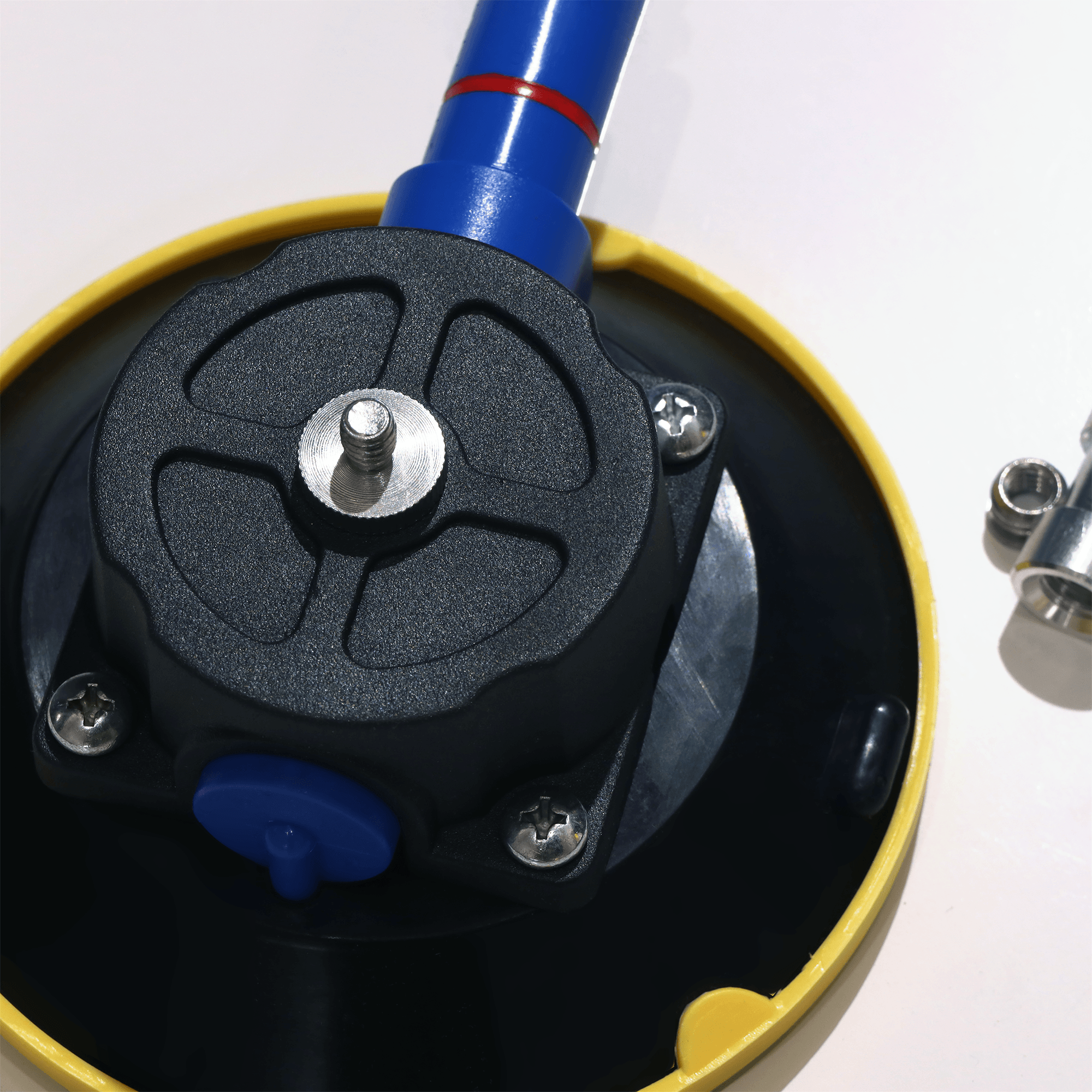 Single Suction Cup, Pump Active Camera Mounting Base for Cars & Vehicles